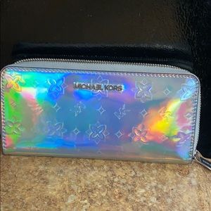 Michael kors wallet